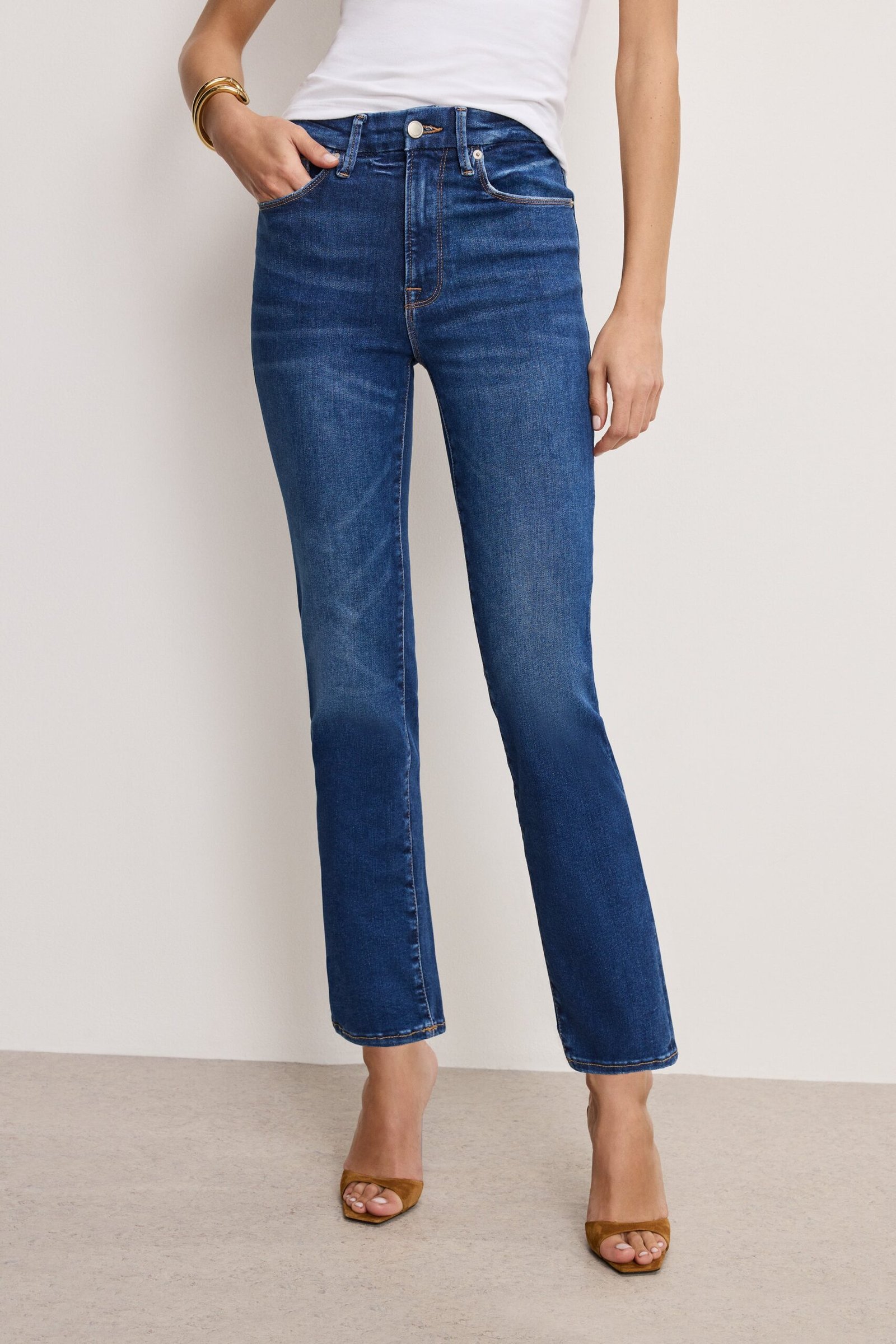 ALWAYS FITS GOOD PETITE STRAIGHT JEANS | INDIGO571