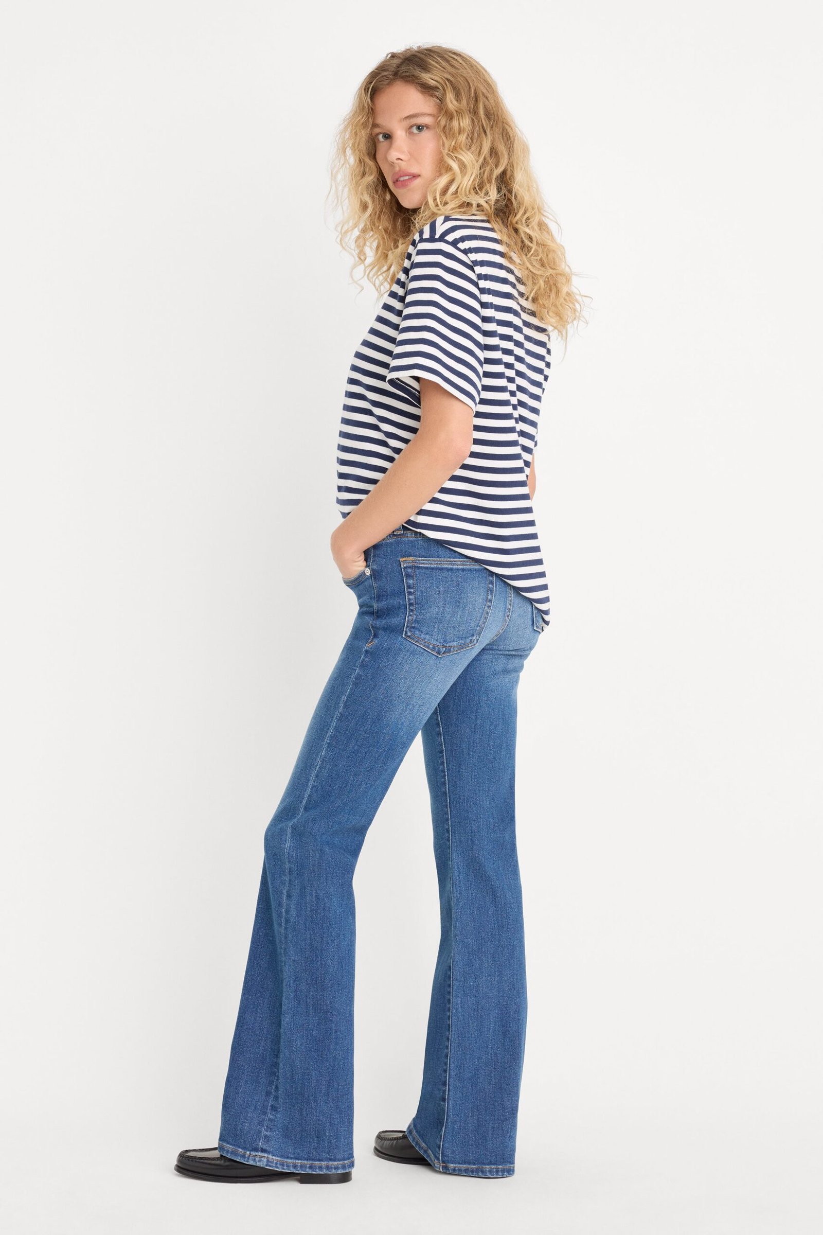 GOOD LOW RISE BOOTCUT JEANS | ARTICULATE - Image 3