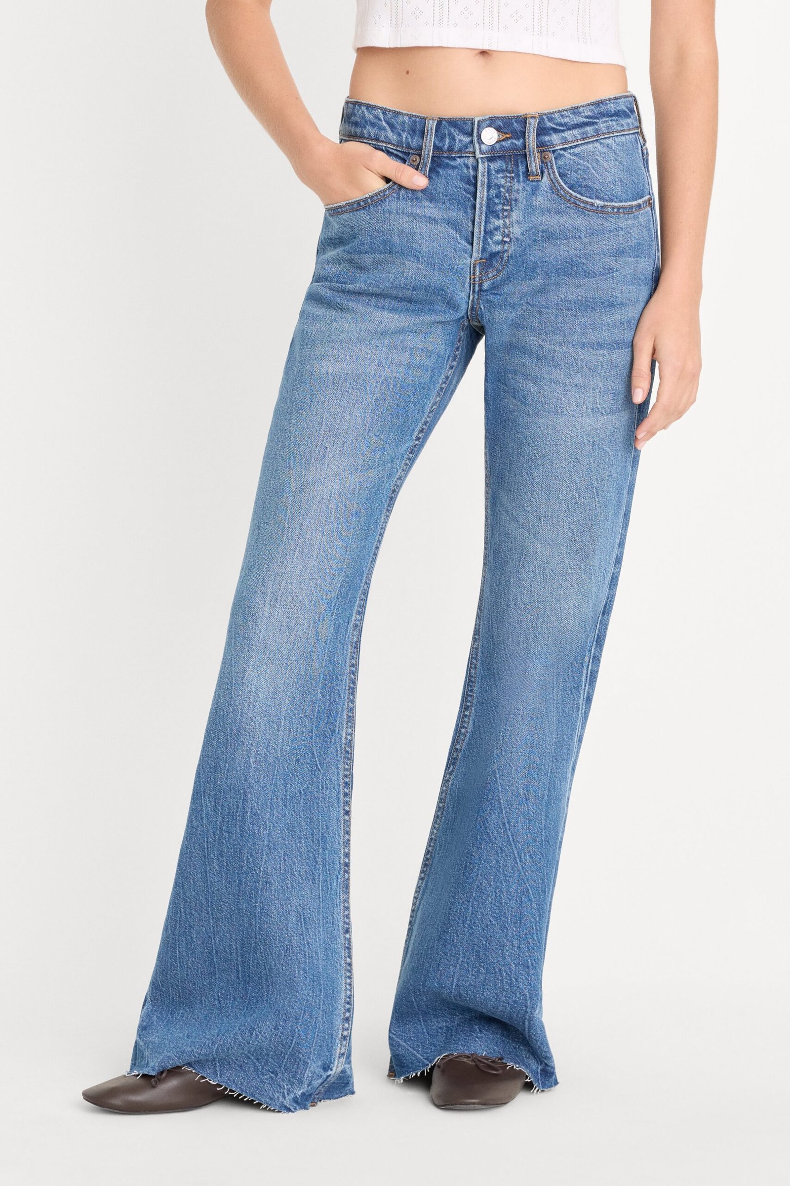 VINTAGE LOW RELAXED FLARE JEANS | INDIGO1287 - Image 3