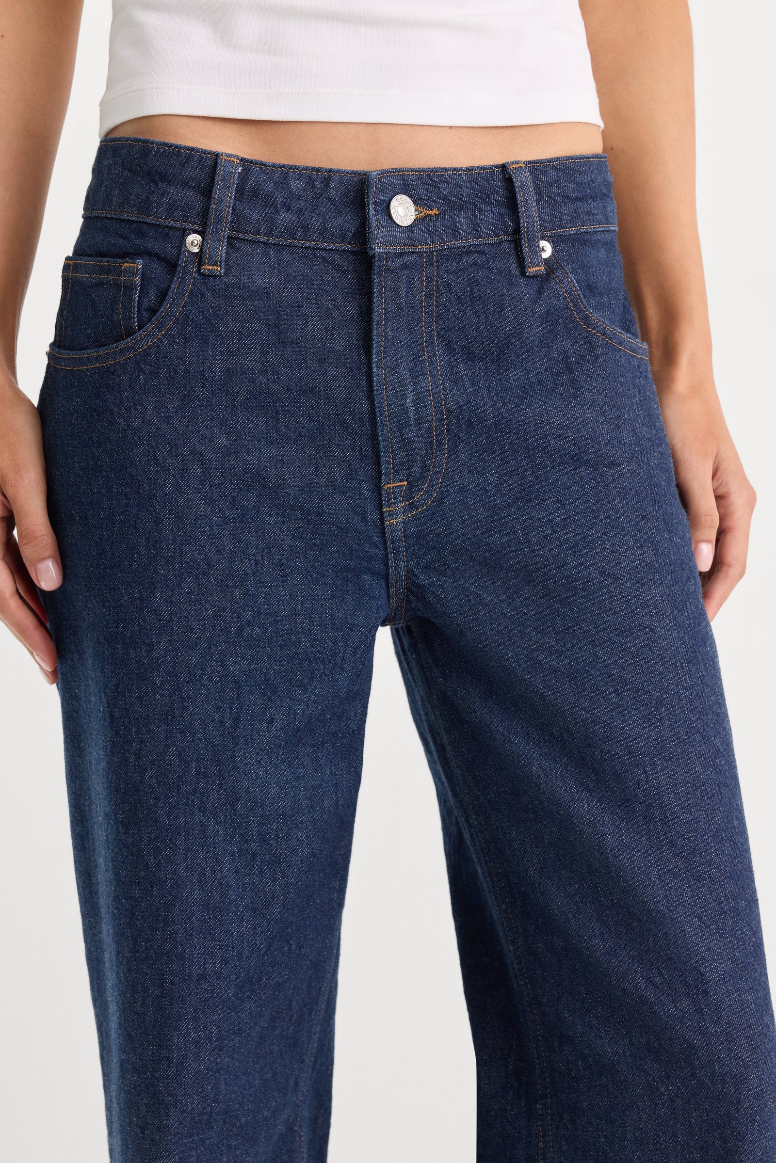 LOW RELAXED STRAIGHT JEANS | RINSE - Image 4