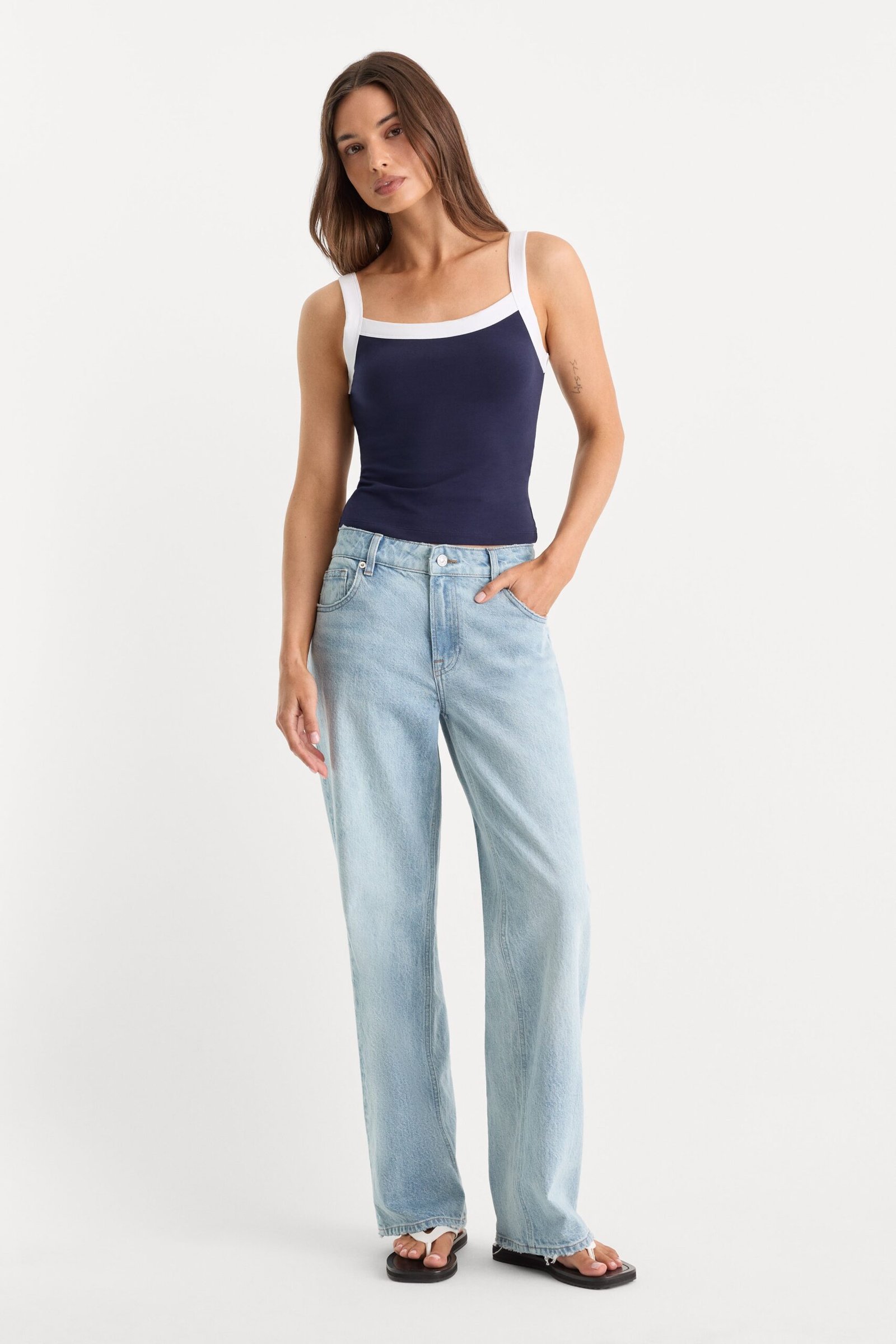 LOW RELAXED STRAIGHT JEANS | INDIGO1220