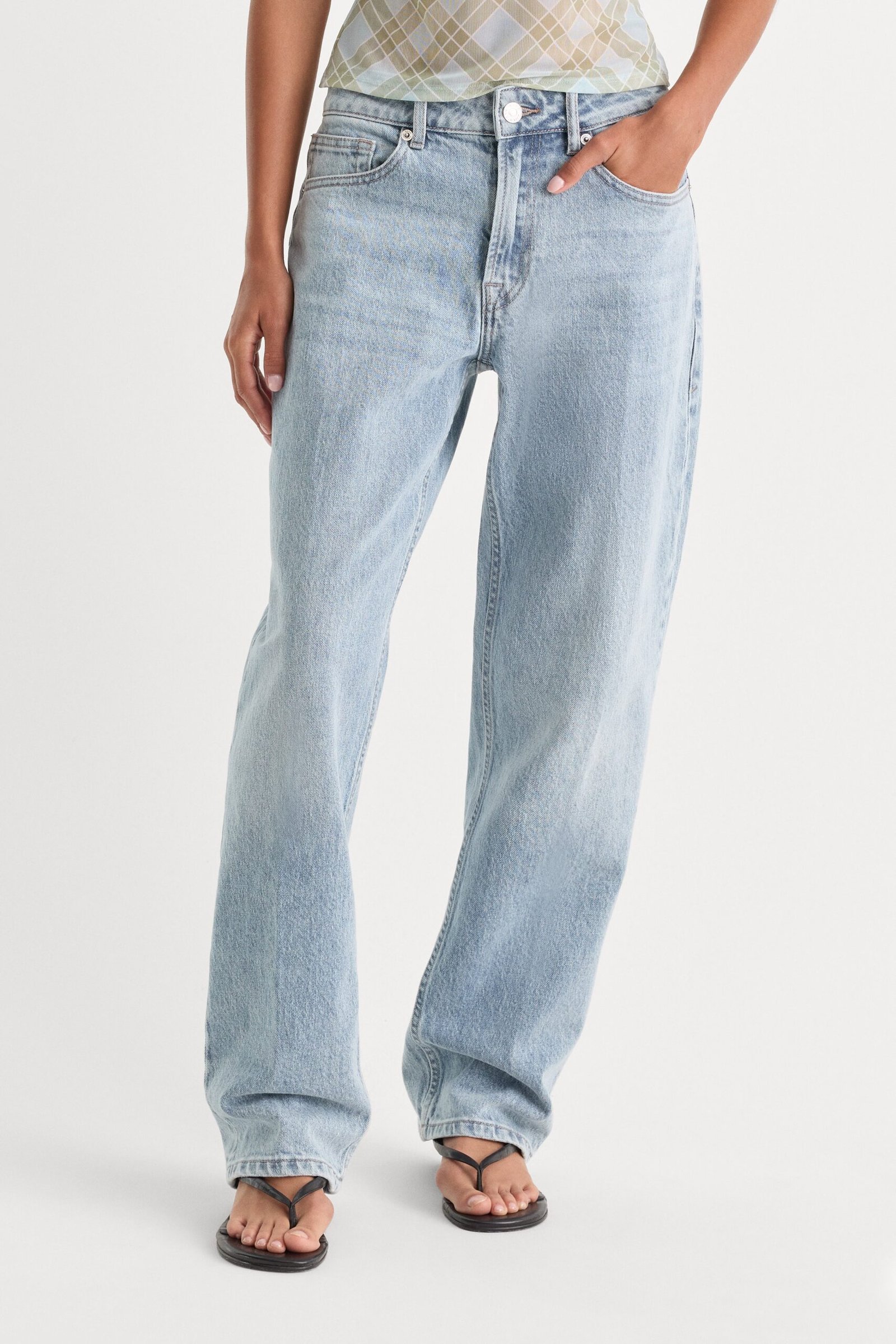 Alternative view of GOOD PETITE 90s JEANS | INDIGO1257
