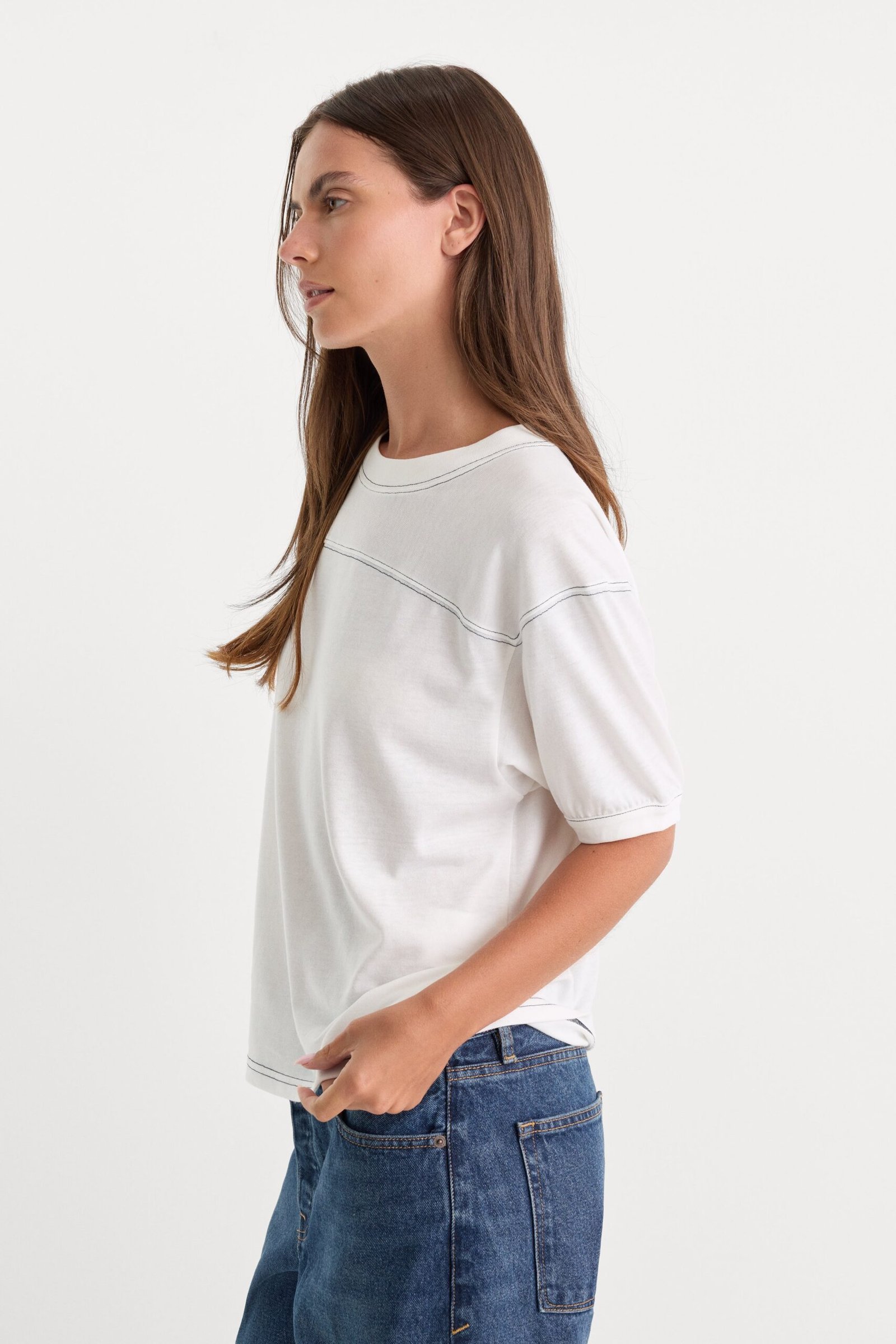 Alternative view of THE GYM TEE | CHALK