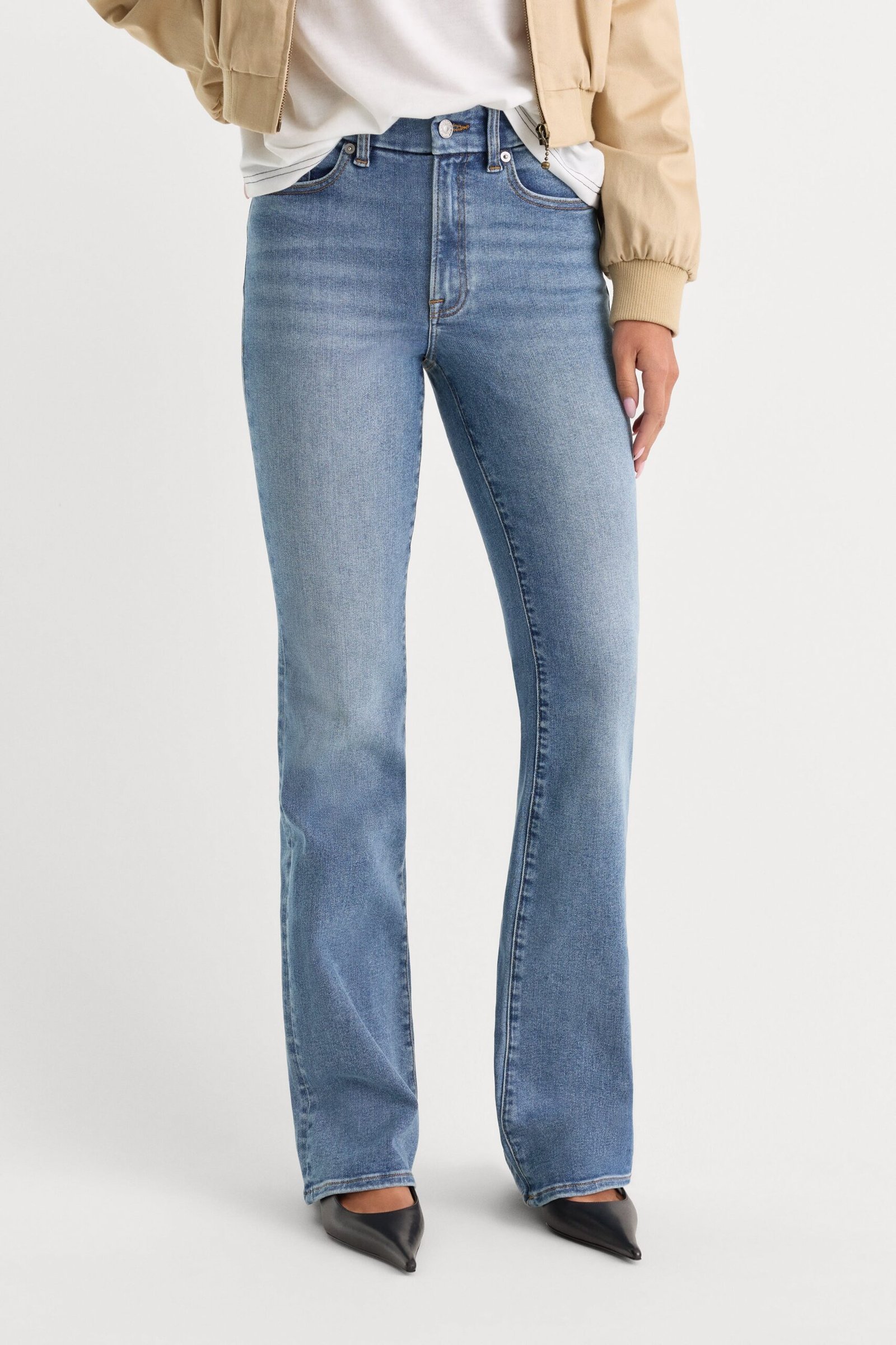 Alternative view of ALWAYS FITS GOOD CLASSIC BOOTCUT JEANS | INDIGO316