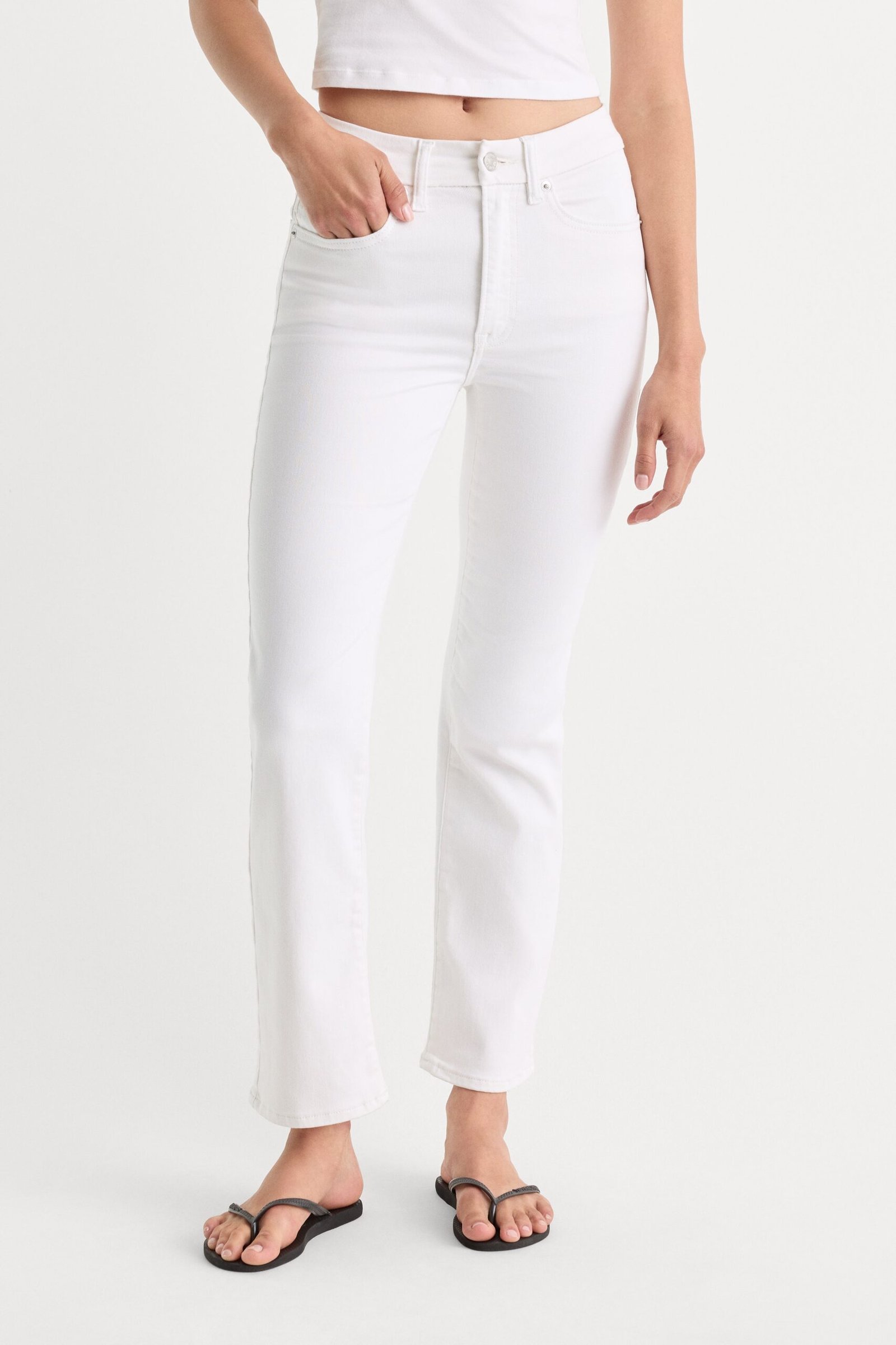 Alternative view of ALWAYS FITS GOOD LEGS STRAIGHT JEANS | WHITE001