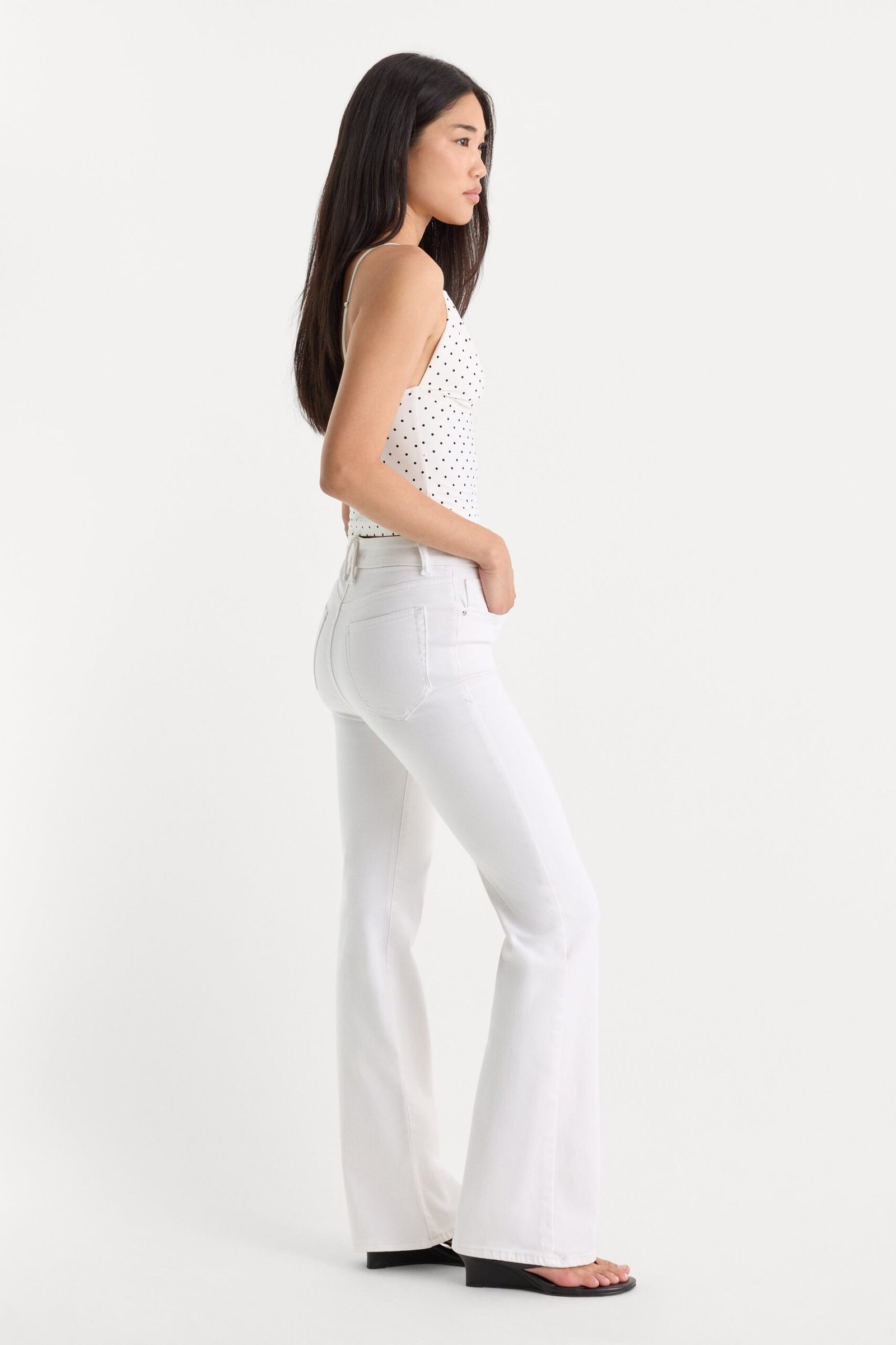 ALWAYS FITS GOOD CLASSIC BOOTCUT JEANS | WHITE - Image 3