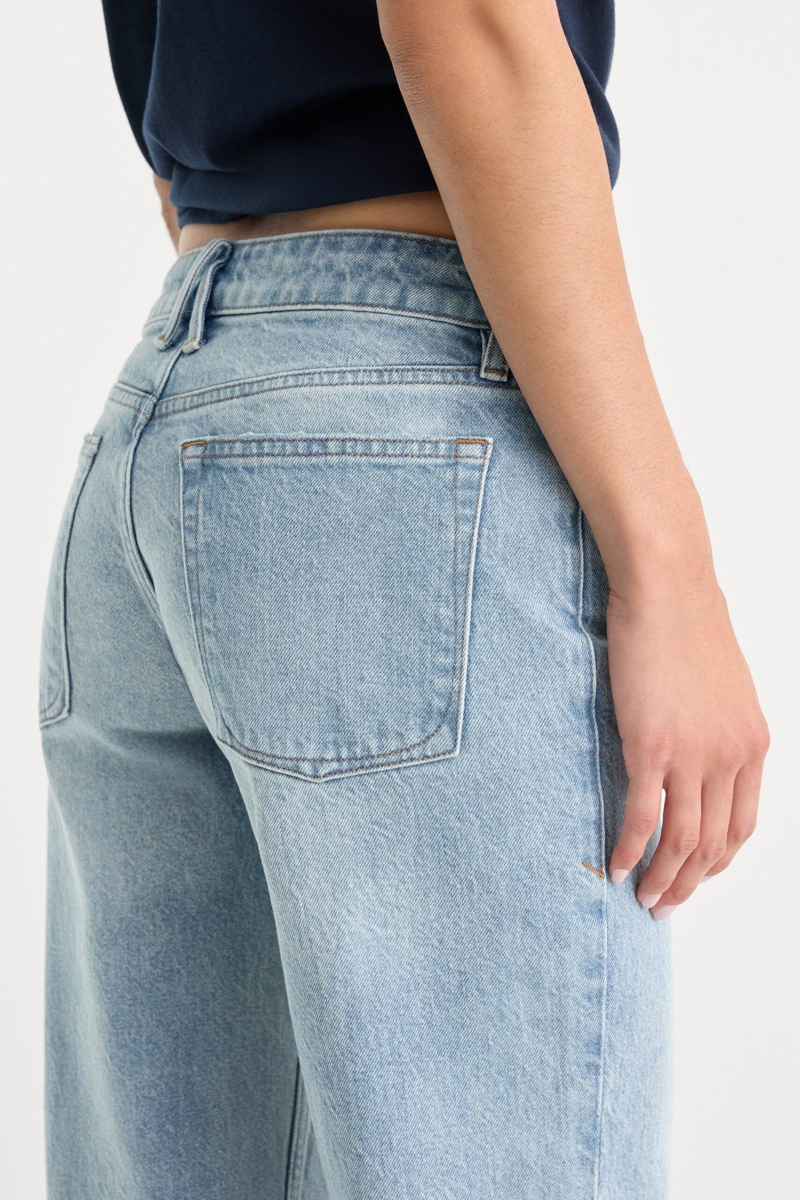 VINTAGE LOW LOOSE JEANS | VALE - Image 6